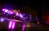 1385403384-3